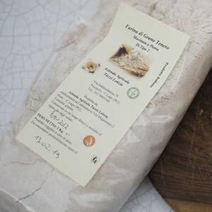 Farina di Grano Macinata a pietra